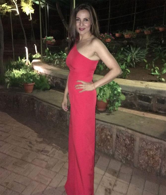 Anjali Hooda Sangwan, the elder sister of Bollywood actor Randeep Hooda, is a doctor by profession and specialises in weight loss and diabetes control. All images/ Anjali Hooda's Instagram @anjalihoodamd