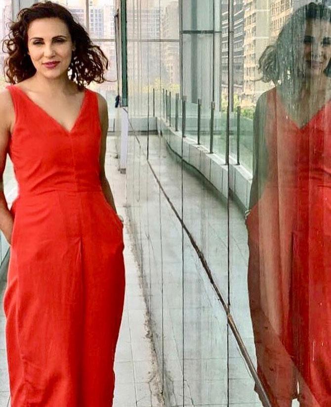 In her profile, Anjali Hooda Sangwan mentions that through her own weight loss journey, she amassed a wealth of knowledge and she would like to share her experience and knowledge with everyone facing the same problems  as her -- a person, a woman, a working professional and a mother