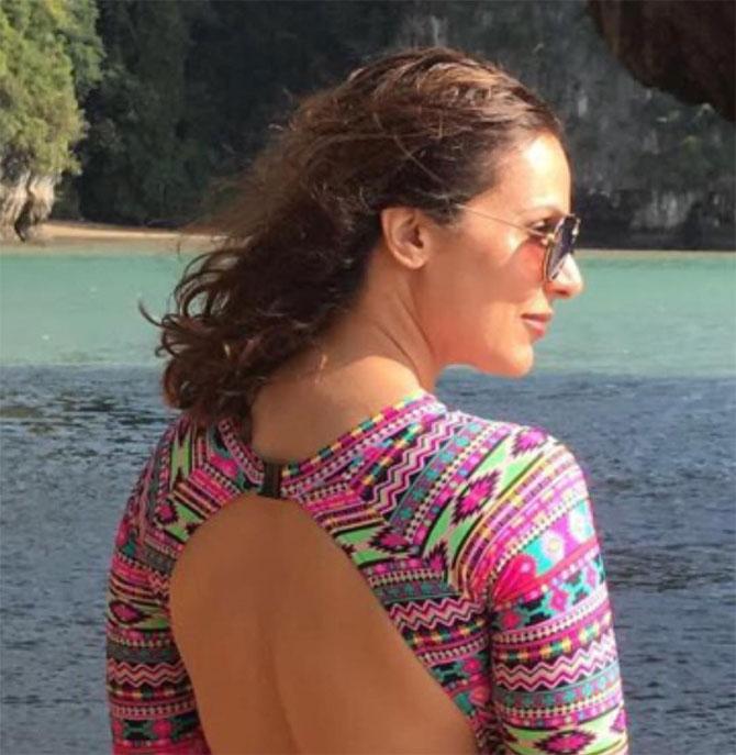 On her Instagram page, Anjali Hooda Sangwan captioned this image as: Wherever you go, go with all your heart! 