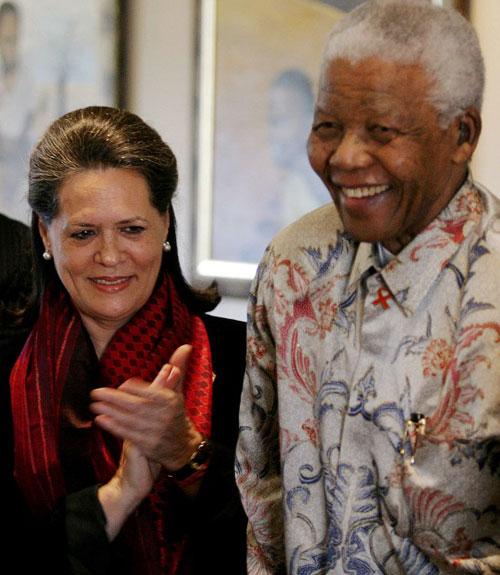 Former South African president and Nobel peace prize laureate late Nelson Mandela receives Sonia Gandhi at the Mandela Foundation in Johannesburg during her four day working visit to South Africa on 22 August 2007.