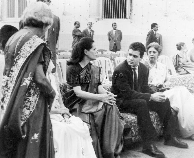Sonia Gandhi and Rahul Gandhi attend a function in Colaba on December 29, 1994