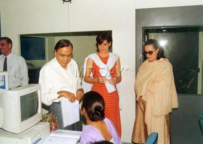 Sonia Gandhi and Priyanka Gandhi at a polling booth