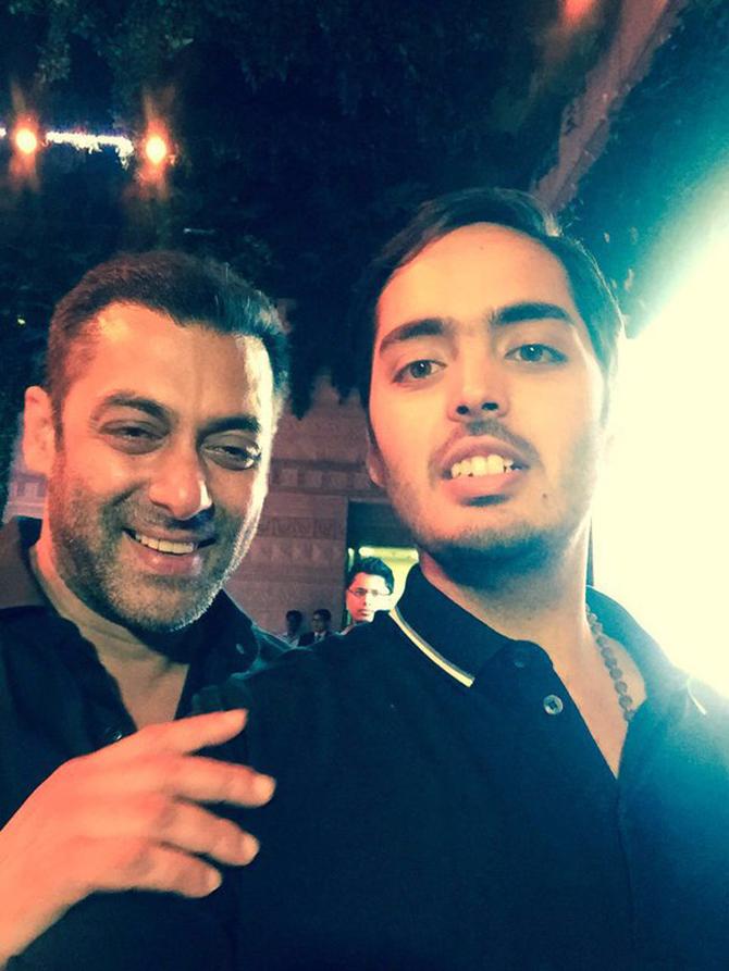 Slowly, Anant Ambani's weight results began to show. Celebrities like Salman Khan were proud of his achievement. Khan tweeted out, 'So happy to see Anant Ambani,lots of respect n sooo happy fr him.Takes a lot of willpower to loose 108 kgs in 18 months.' (sic) Pic/Twitter In picture: Anant Ambani and Salman Khan