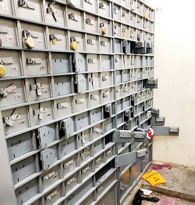 Eleven persons, including a woman, allegedly committed a robbery at the Juinagar branch of Bank of Baroda in November 2017. The accused were believed to have entered by digging a tunnel and decamped with valuables worth Rs 3.43 crore by breaking open 30 lockers. It was a call that one of the criminals made to a sex worker to inform her that he would be coming to meet her that led to a breakthrough in the case, leading to the arrest of the entire gang. While eight of the accused were arrested from Mumbai, two others were held from Panchla in West Bengal and Allahabad
