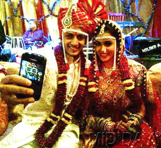 Genelia D'souza and Riteish Deshmukh had a double wedding! While the duo tied the knot in a traditional Marathi style on February 3, 2012, a church wedding also took place later. The wedding was held at the Grand Hyatt Hotel. Genelia wore a custom made red coloured sari by Neeta Lulla. The bride and groom wore traditional headgear called 'mundavlya' made of pearls in white. The church wedding was a dreamy affair in Bandra where Genelia stepped out looking elegant in a Nikhil and Shantanu bridal gown. Riteish wore a traditional black suit which made him look suave. Riteish and Genelia have two sons - Riaan and Rahyl