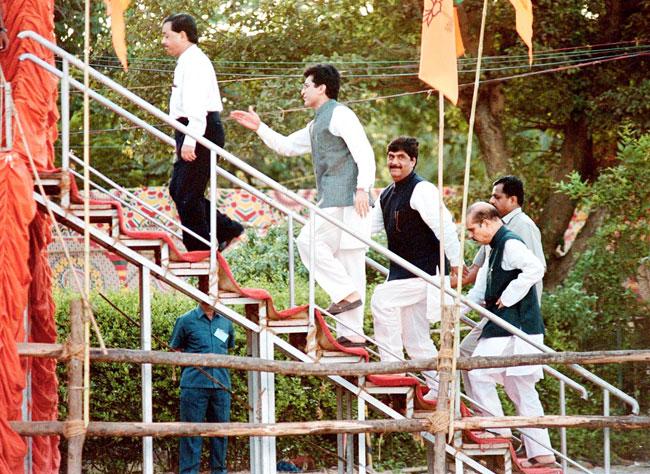 In 1980, when the BJP was born out of the former Bharatiya Jana Sangh after the Janata Party coalition collapsed, Gopinath Munde became state president of the new party's youth wing, the Bharatiya Janata Yuva Morcha, and was elected a Maharashtra legislator.  In picture: Narayan Rane with Kirit Somaiya, Gopinath Munde and Manohar Joshi during a public rally organised by BJP-Shiv Sena in 1999