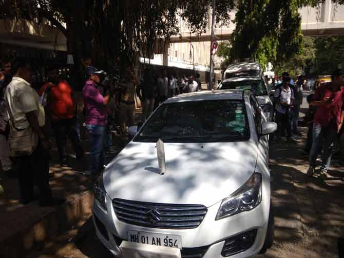 Investigators also believe the revolver Himanshu Roy used was removed from his locker a day earlier. Director general of police Satish Mathur said Roy left behind a suicide note saying, `No one is responsible for my suicide.` The Mumbai Police said Himashu Roy had signed it. Mathur said Himanshu Roy was a very capable officer, a nice person and a gentleman