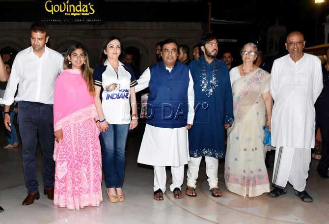 Isha Ambani's brother Akash Ambani is also expected to marry his fiancee Shloka Mehta later this year. Shloka Mehta, daughter of diamantaire Russel Mehta. Their wedding too is planned for December