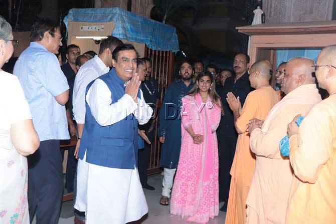 Isha Ambani's would-be sister-in-law Shloka Mehta did not accompany the family. She is the youngest daughter of Mona and Russell Mehta, who run Rosy Blue Diamonds and is set to marry Isha's twin Akash