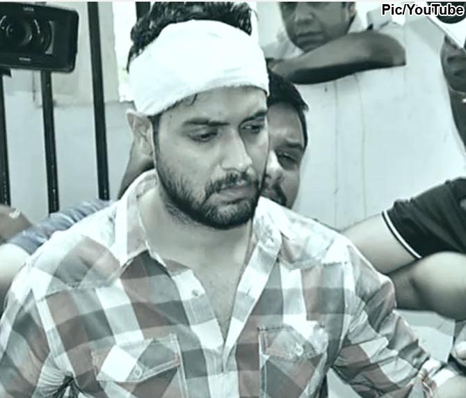 Vikram Chatterjee was arrested on Thursday (July 6), in connection with the death of model-actress Sonika Chauhan, by the Kolkata Police. The television and film actor was arrested after Kolkata Police personnel intercepted a cab outside Acropolis Mall on Rashbehari Avenue connector in south Kolkata midnight last night, a senior Kolkata Police officer said. He will be produced before court. Chatterjee was absconding after the police had charged him in the case.