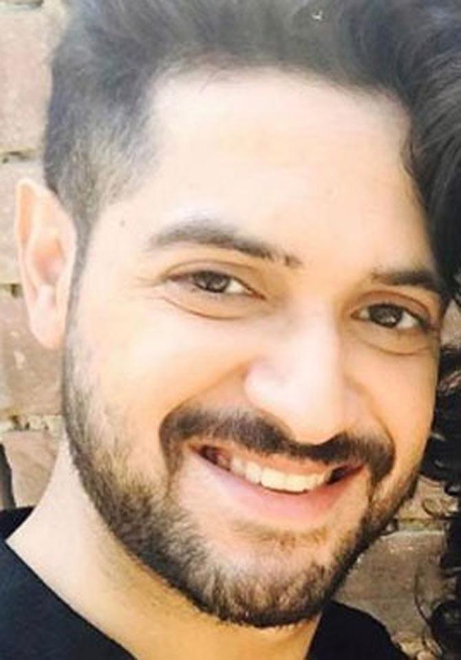 A hospital doctor said Vikram was stable now and shifted to general bed from ICU after CT scan. He had injuries on his head, leg, and other parts of body, the doctor said. Sonika, a popular face in Kolkata and Mumbai modelling circuits, had also been hosting a prime time show on a national channel. Vikram, whose last film Khoj (The Lost) had been screened in several film festivals, had also acted in 'Elar Char Adhyay' and 'Ami Ar Amar Girlfriends'.