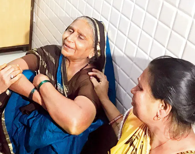 It was Laxmi that Maru had been escorting to the MRI room on January 27, 2018, as per doctor's orders, for a scan. Maru had been carrying her oxygen cylinder, which the hospital staff allegedly asked him to take along inside the room, even after he expressed apprehension over taking a metal object inside. The staff told him not to worry and go in, but the minute he stepped inside, the machine pulled him, trapping his hand holding the cylinder. His finger broke during the attempts made to free him