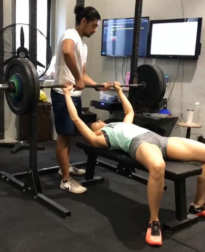 303 CrossFit Drive also runs Eat Clean' Challenges twice a year. The challenges are 6-weeks long