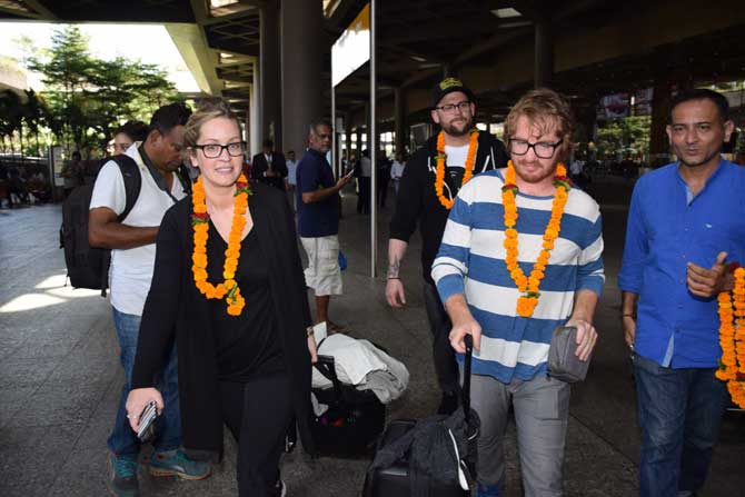 Their meals will also be customised to add a desi touch. Included will be dishes like dal makhani, dum aloo, mutton/chicken biryani, gobi paratha, rajma chawal, butter chicken, palak paneer, chola bhatura and mutton rogan josh, apart from idli sambhar, masala dosa, poha and tomato upma, as well as sweet delights like gulab jamun, rasgulla, kheer, shrikand and jalebi