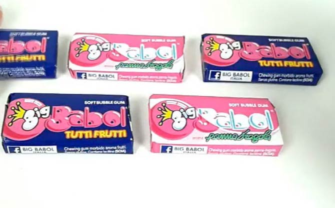 Big Babool: This soft, non-sticky fruit flavoured bubble gum was said to be the younger sister of Boomer, because of its smaller size. Big Babol Fruit flavor was launched in 1994 in India