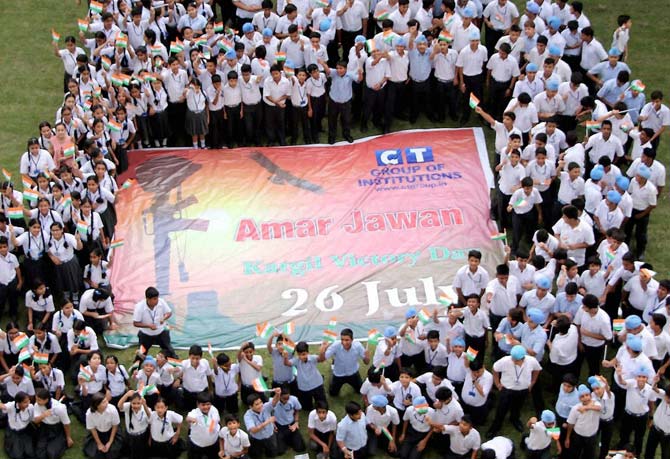 School studentsu00c3u00a2u00c2u0080u00c2u0099 celebrate Kargil Vijay Diwas in Jalandhar