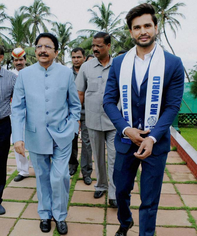 Maharashtra Governor C Vidhyasagar Rao and Mr World 2016 Rohit Khandelwal during a meeting at the Raj Bhavan. All pics/PTI