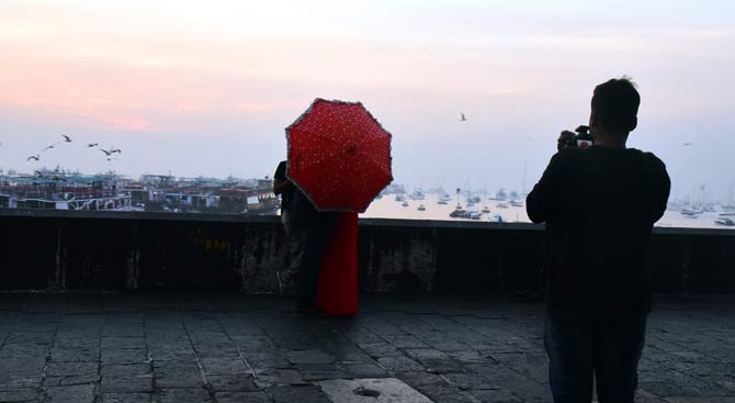 Citizens can continue to enjoy this nip in the air as the same weather is expected to continue for sometime with slight changes