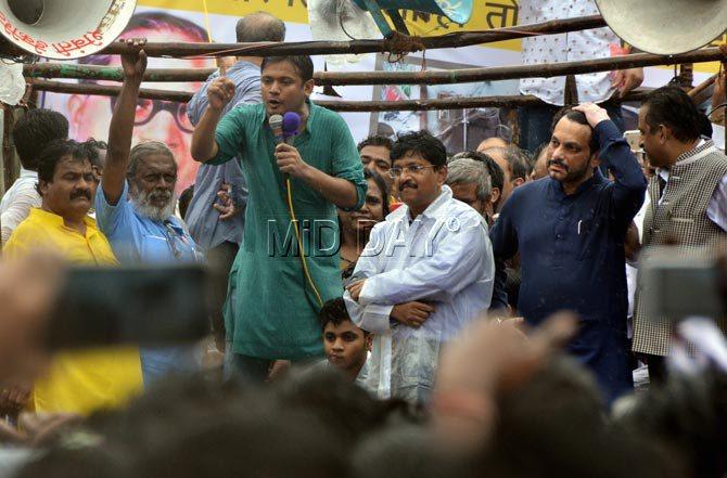 JNUSU President Kanhaiya Kumar during a protest rally in front of Chhatrapati Shivaji Terminus (CST) in Mumbai JNUSU President Kanhaiya Kumar during a protest rally in front of Chhatrapati Shivaji Terminus (CST) in Mumbai
