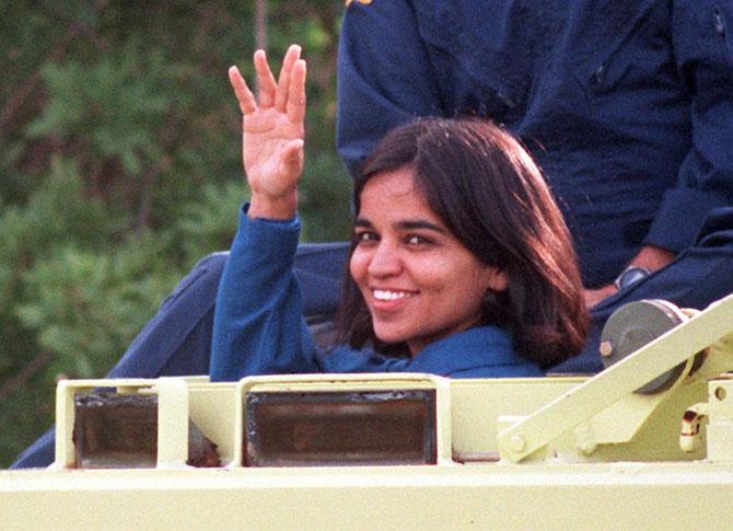 I think they would rather not know': How the first Indian woman in space  died in ignorance as space shuttle Columbia flew apart on re-entry | Daily  Mail Online