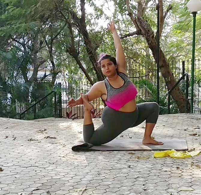 Plus-sized Dolly Singh is challenging body stereotypes and defying internet trolls with a series of yoga videos that are proving a hit on social media. Pics courtesy Dolly Singh's Instagram account 'yogaforallmumbai'