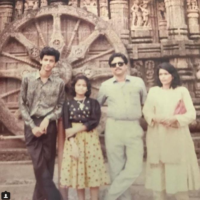 In this photo, Poonam Mahajan, along with her brother, Rahul Mahajan, and mother Rekha, accompanying her father Pramod Mahajan for the 1992 BJP national executive meet in Bhubaneswar 