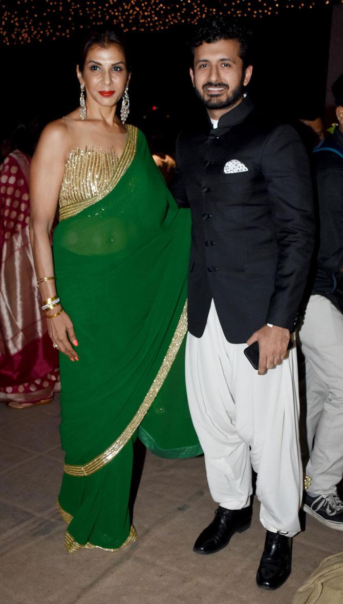 Yesteryear actress Anita Raj made a rare appearance at Poorna Patel's wedding reception with Namit Soni in Mumbai