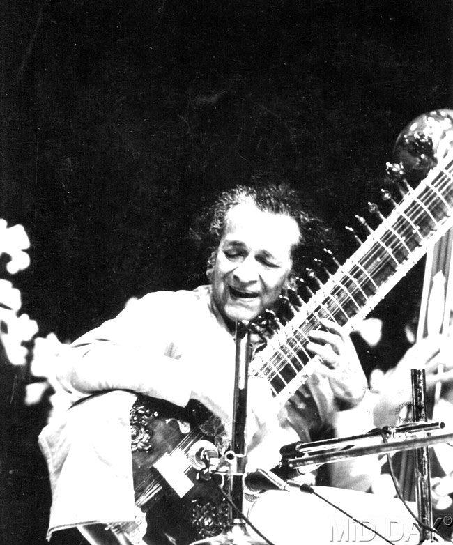 Ravi Shankar spent his youth touring India and Europe with the dance group of his brother Uday Shankar.