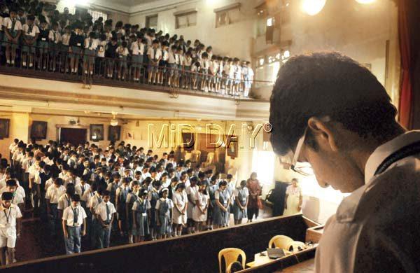 Balmohan Vidya Mandir had a special school assembly as they expressed solidarity for the rights of children. Pic/Satyajit Desai Balmohan Vidya Mandir had a special school assembly as they expressed solidarity for the rights of children. Pic/Satyajit Desai