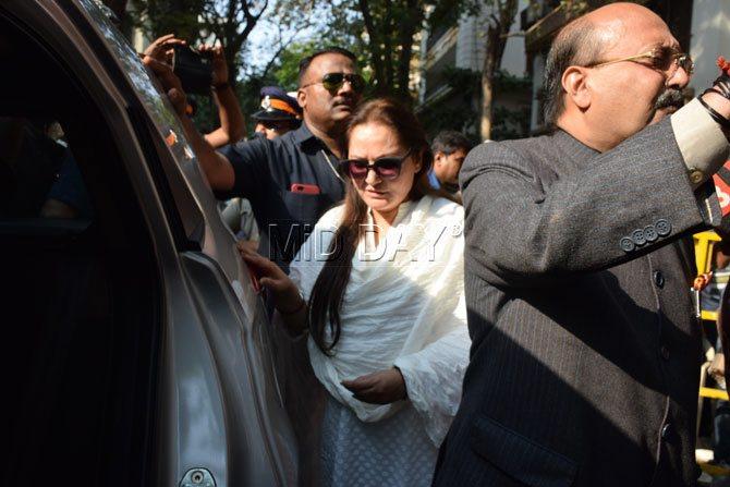 A day after media reported that she had died following cardiac arrest on Saturday night, a Dubai Police forensic report stated that the 54-year-old had passed away due to accidental drowning in the bathtub in her hotel room