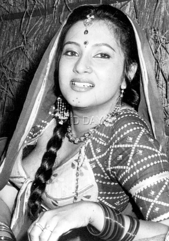 Moon Moon Sen became a sensation after she did bold photoshoots in a conservative era. Infact, her bikini images caused a scandal in West Bengal. However, Moon Moon Sen lived life on her own terms 