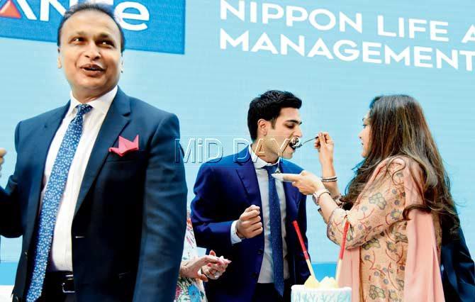 After postponing the dates four to five time, Tina Ambani finally met Anil Ambani. The date went off well as it did not take much time for them to realise they had a lot in common. The Gujarati connection also clicked and the two soon started dating each other