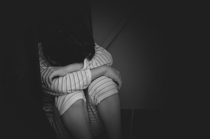 A 17-year-old boy raped a 9-year-old girl at her residence in the absence of her mother in Raigad. He was arrested and brought to Mumbai. Pic/Representational