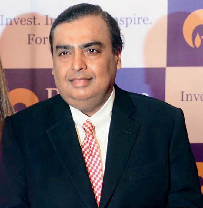 Reliance Industries' business tycoon Mukesh Ambani obtained his Bachelor's degree in engineering from the Institute of Chemical Technology(UDCT)