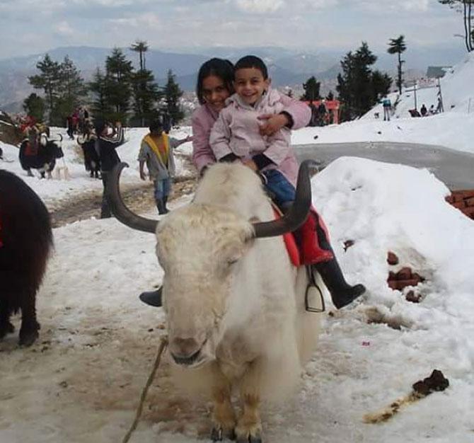In 2014, Manushi Chhillar received an opportunity to represent India at the cultural exchange programme in Japan. She performed Kuchipudi in a high school in Sapporo City.