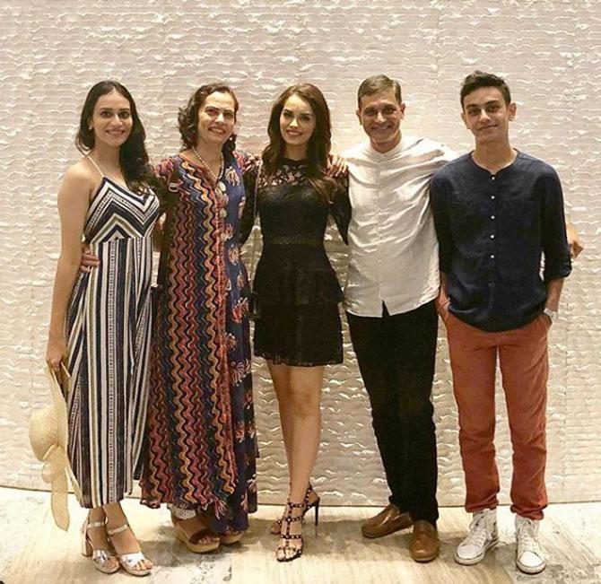 Manushi Chhillar cleared the All India Pre Medical Test and NEET exam in her first attempt and was pursuing a medical degree (MBBS) at the Bhagat Phool Singh Medical College in Sonipat. She wanted to become a cardiac surgeon.