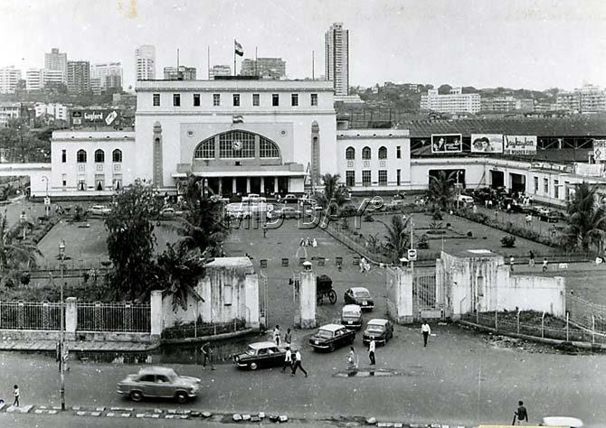 Mumbai Central (then Bombay Central)