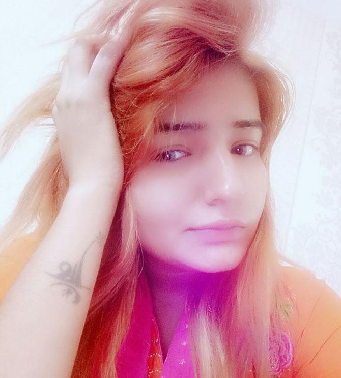 Harshita Dahiya, was a well-known Haryanvi folk singer and stage performer