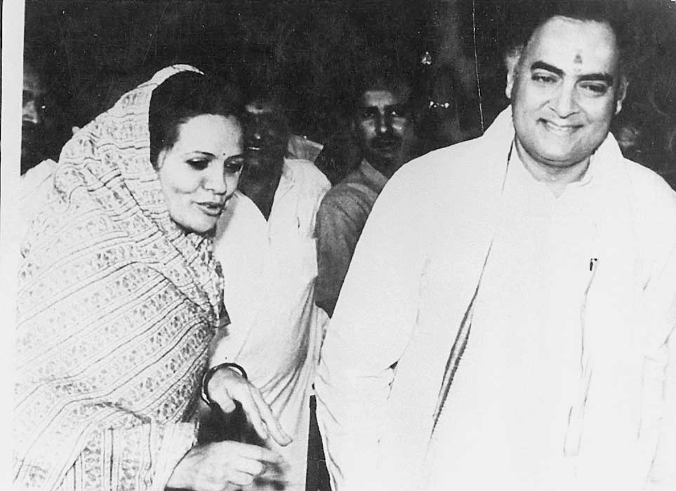 Rajiv Gandhi returned to India in 1966, the year his mother became the Prime Minister of India. He went to Delhi and became a member of the Flying Club, where he was trained as a pilot. In 1970, he was employed as a pilot by Air India. At that time, he did not harbour any intention of joining politics.