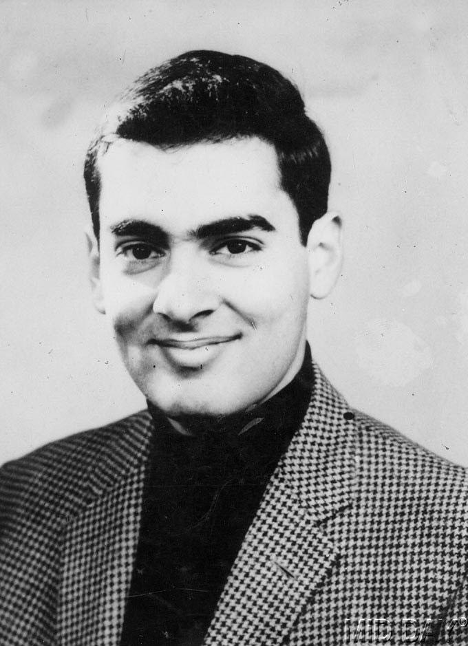 Rajiv Gandhi was born on August 20, 1944, to Indira and Feroze Gandhi in Bombay. In 1951, Rajiv Gandhi and his younger brother Sanjay Gandhi were admitted to Shiv Niketan school, where according to his teachers, Rajiv was shy and introvert, and 'greatly enjoyed painting and drawing'. All pictures/mid-day archives