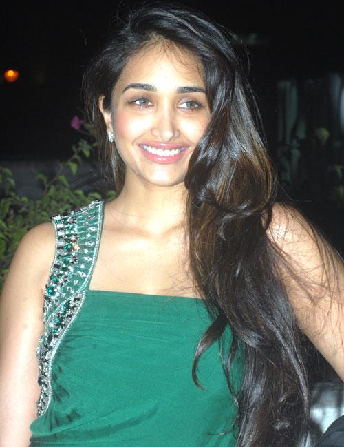 Jiah Khan: She tragically committed suicide at the young age 25 last year. She made her debut in the controversial 2007 film 'Nishabd' co-starring with Amitabh Bachchan. She starred opposite Aamir Khan in 2008's 'Ghajini'. Jiah made her final screen appearance in the 2010 hit comedy 'Housefull'. The actress's mother apparently felt she was depressed after some failed auditions down south