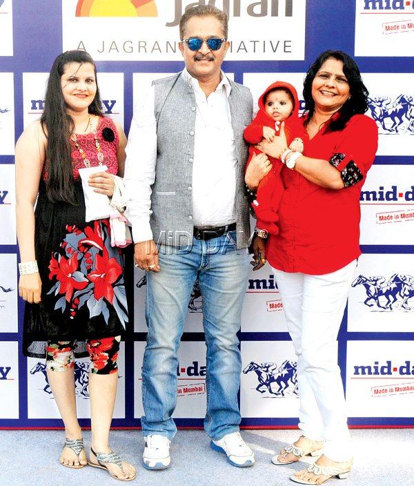 Yogesh Joshi of Ashansi Advertising with team 