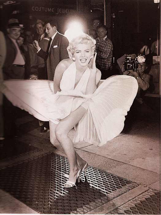 Marilyn Monroe re-enacted the famous skirt-blowing scene from the 1955 movie The Seven Year Itch.