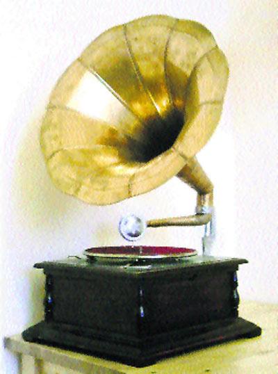 Gramophone: The first device for recording and replaying sound, the instrument, possibly last used in your family by your grandparents, now finds pride of place only in the homes of die-hard music aficionados and museums, where it is preserved for posterity.