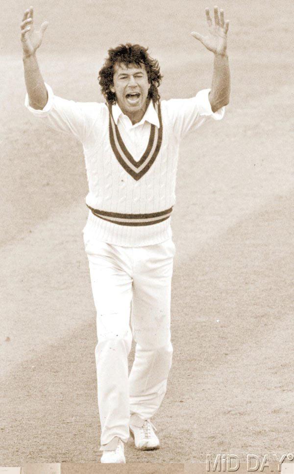 Remembered as a prolific bowler of his time, and a leader from the front, the Pakistan all-rounder has a total of 362 Test wickets to his name averaging at 22.81. Later in his career, his flare with the bat also began to show and has also scored 3,807 runs in Tests which includes 6 centuries. He was one of the few at the time to have 300 wickets and 3000 runs to his name. His strategic captaincy also helped him lead Pakistan to the World Cup title in 1992.