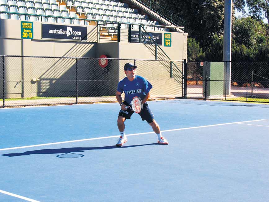 Sachin Tendulkar favorite sports star is tennis player, John McEnroe.