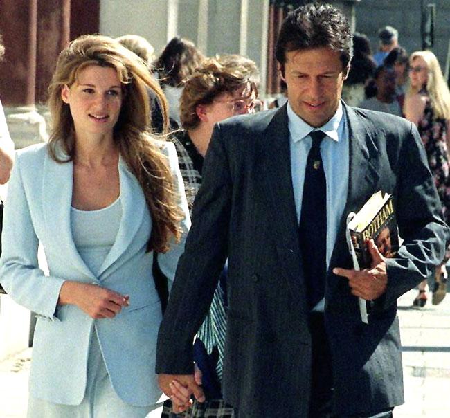 No perfect finish: In this picture taken on July 18, 1996, former Pakistan cricket captain Imran Khan is accompanied by his wife Jemima as he arrives at the High Court in London. After a fairytale romance and wedding, Khan and Jemima divorced in 2004
