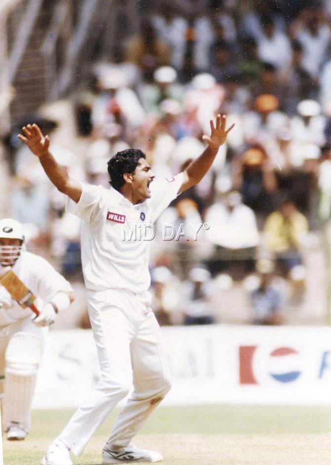 Anil Kumble holds the record for dismissing most batsman by LBW (leg before wicket)