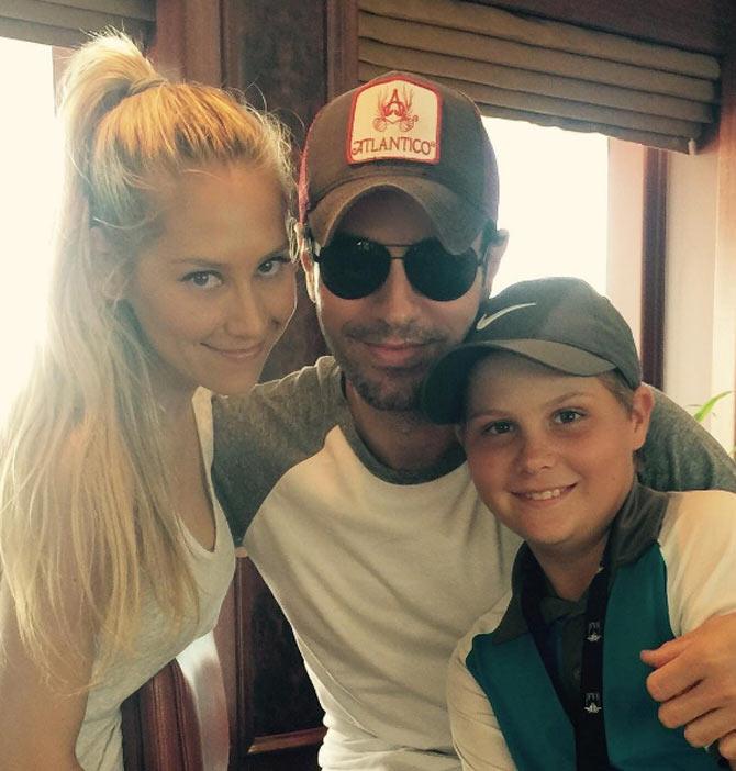 Anna Kournikova and Spanish singer Enrique Iglesias began dating in 2001, during the music video for his song 'Escape' where she made an appearance