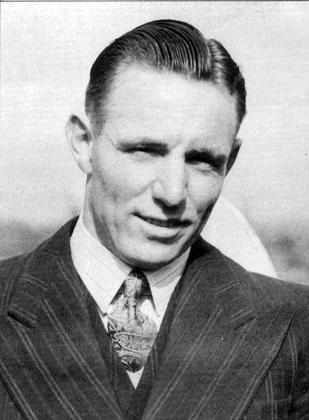 Ray Lindwall: Tests - 61. Wickets - 228. Best bowling - 7/38. Bowling average - 23.03. Economy rate - 2.30